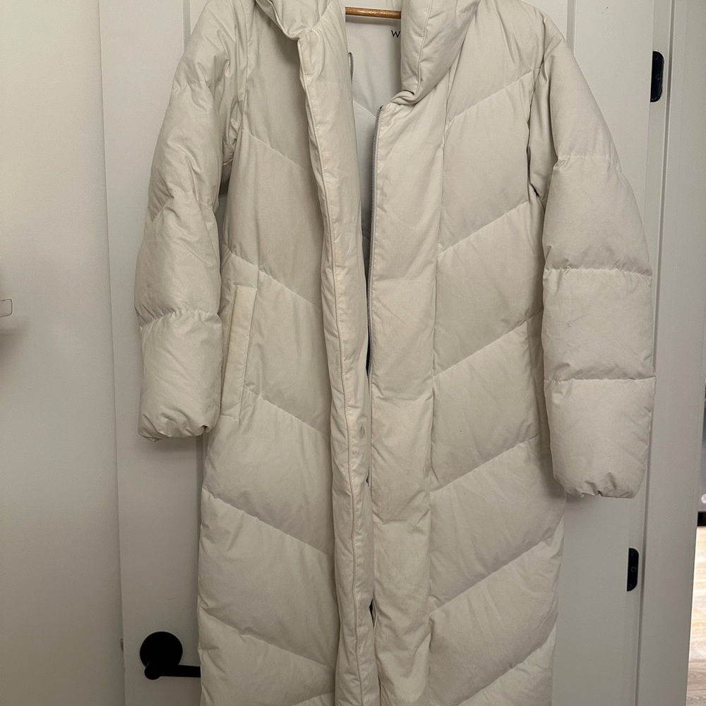 Wilfred Off-White Quilted Puffer Coat